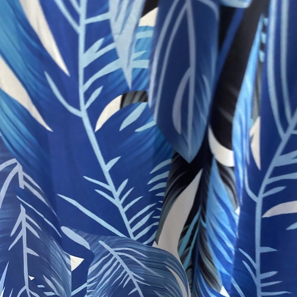 Dress/ Rumper - Picture 5 of 7